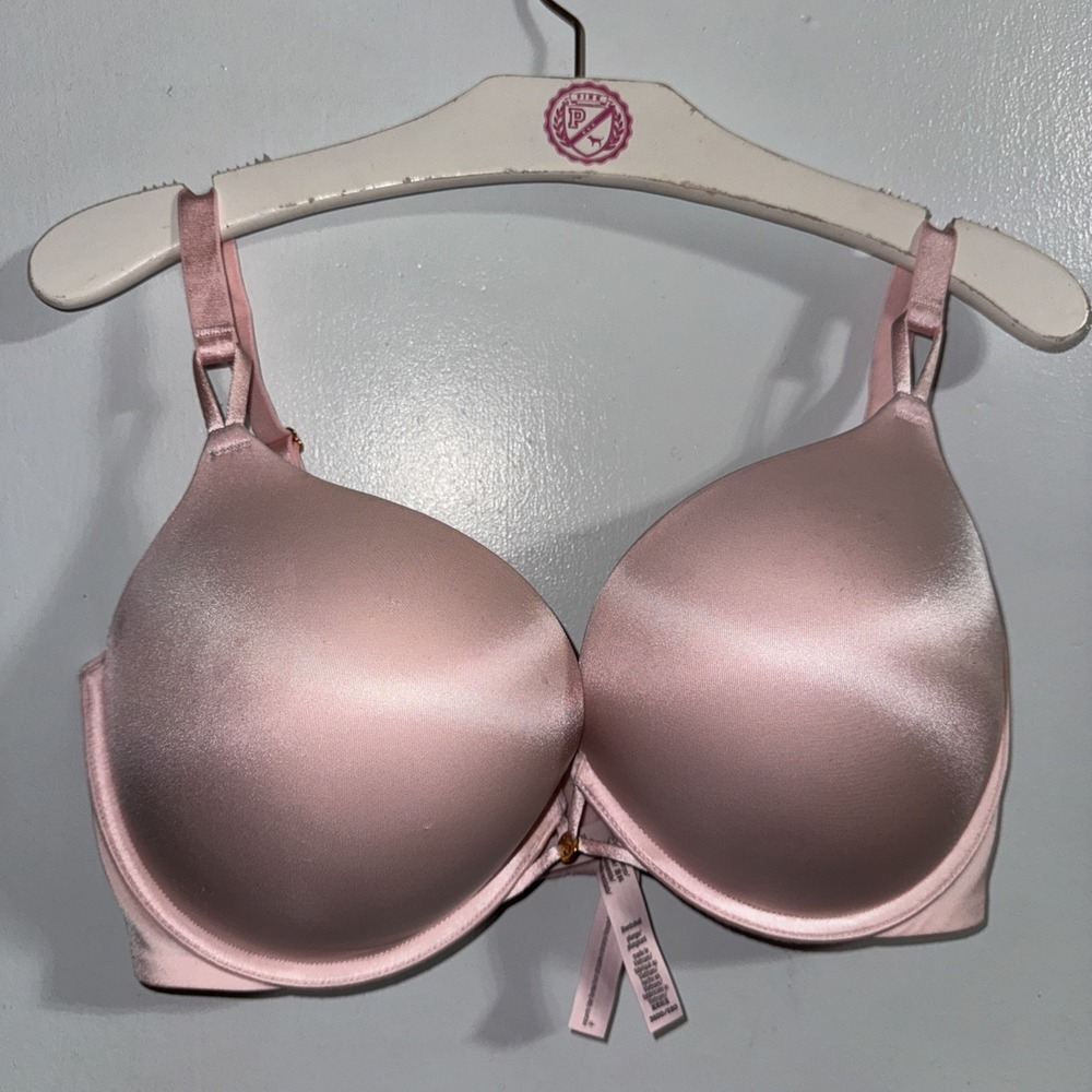 Victoria Secret Bombshell Plunge Push Up Bra 36DD Black Satin Underwire